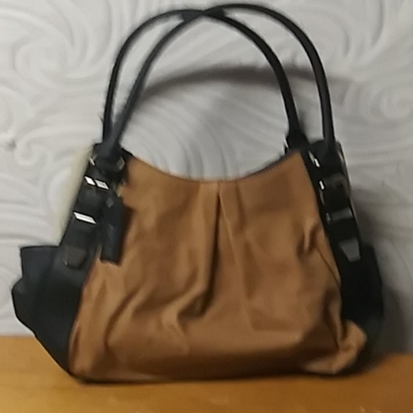 Ladies hand bag . Apt.9 - Picture 1 of 4